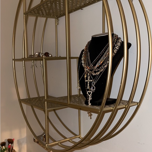 Wall decor - Picture 2 of 10